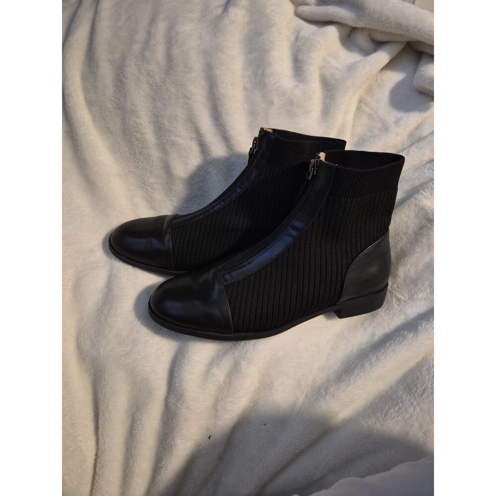 Journee Collection Black Ribbed Knit Front Zip Booties Ankle Boots - Sz 8.5